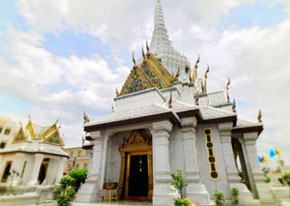Bangkok City Pillar Shrine - SiamBangkokMap