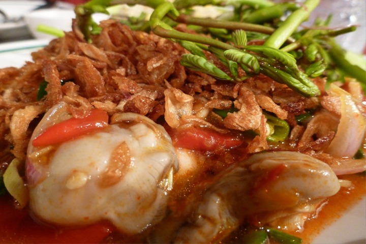 Spicy Oyster Salad - SiamBangkokMap