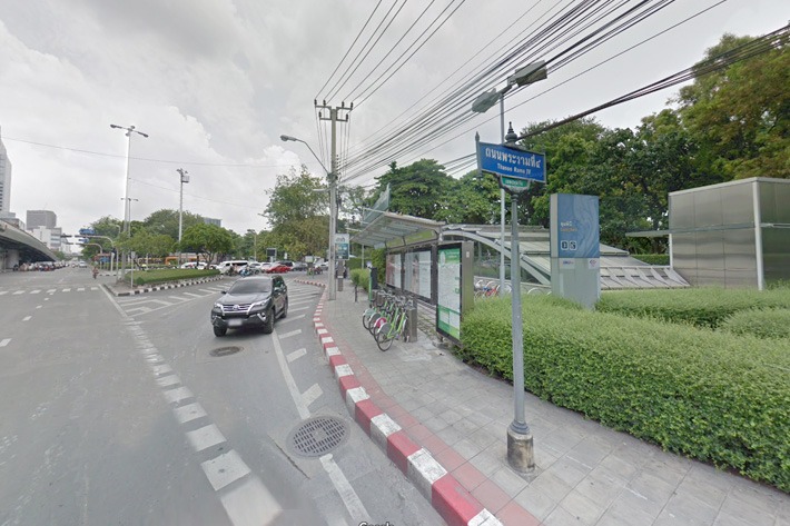 Exit.3 : Wireless Road, Wireless Intersection, Lumphini Park - SiamBangkokMap