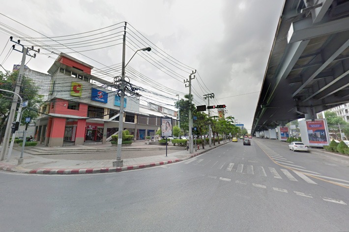 Exit.4* Wong Sawang Intersection, Big C Supercenter - SiamBangkokMap